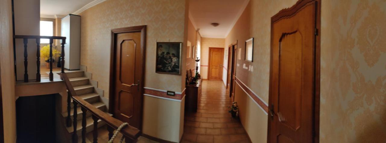 Hillary House Hotel Fiumicino Kültér fotó